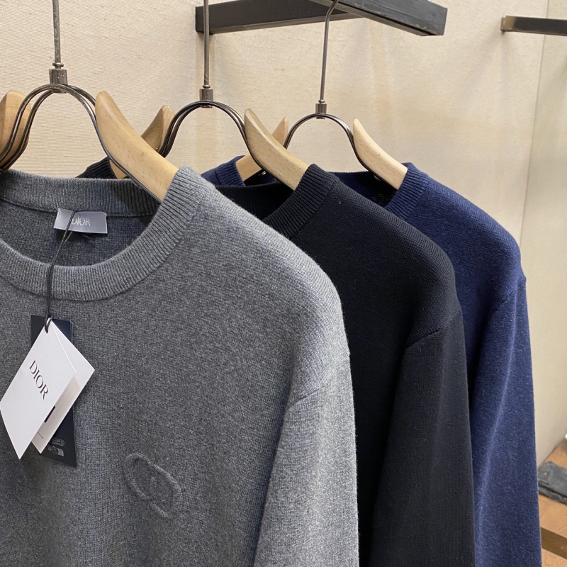 chr1st1an D10r sweaters